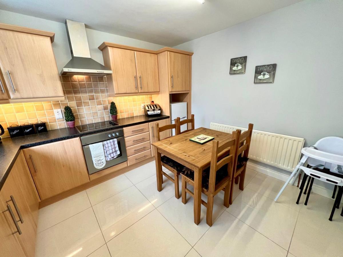 Number 14 Self Catering, Portrush, Northern Ireland Eksteriør bilde